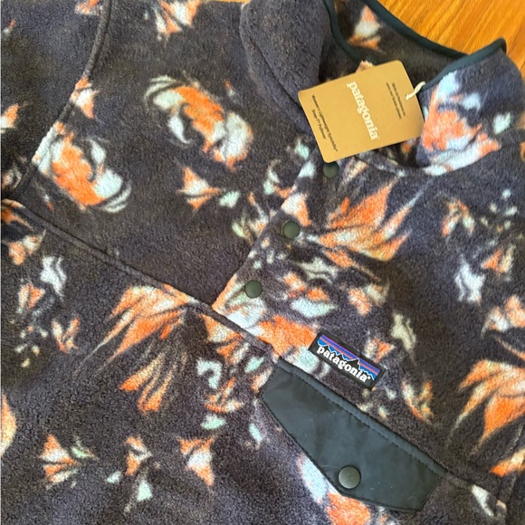 NWT Patagonia Lightweight Synchilla Snap Pullover Medium Swirl Floral Pitch Blue - Picture 8 of 8